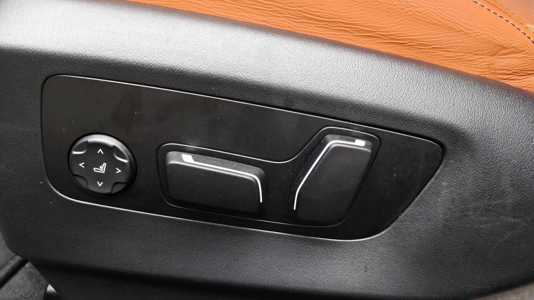 BMW M5 New Energy 2024 immagine di auto #26