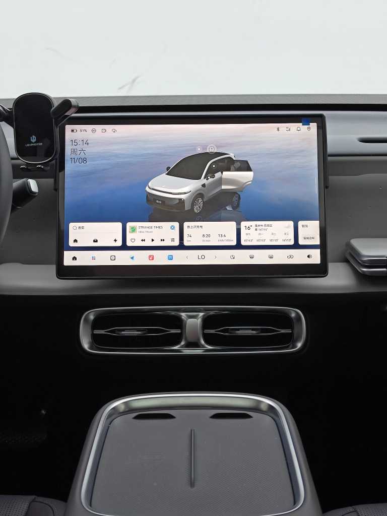 零跑汽车 零跑B10 2025 汽车图片 #26