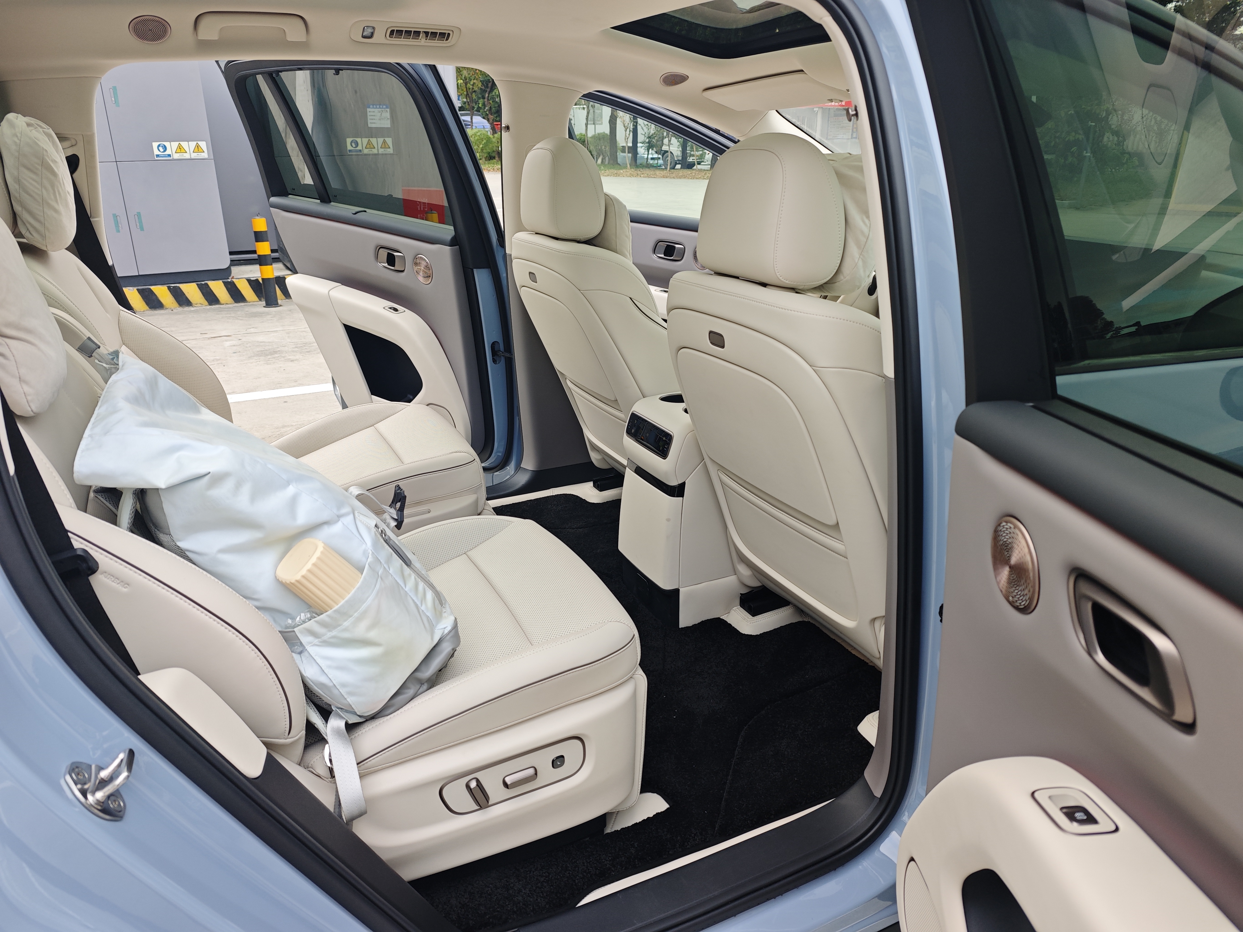 理想汽车 理想i6 2025 汽车图片 #26