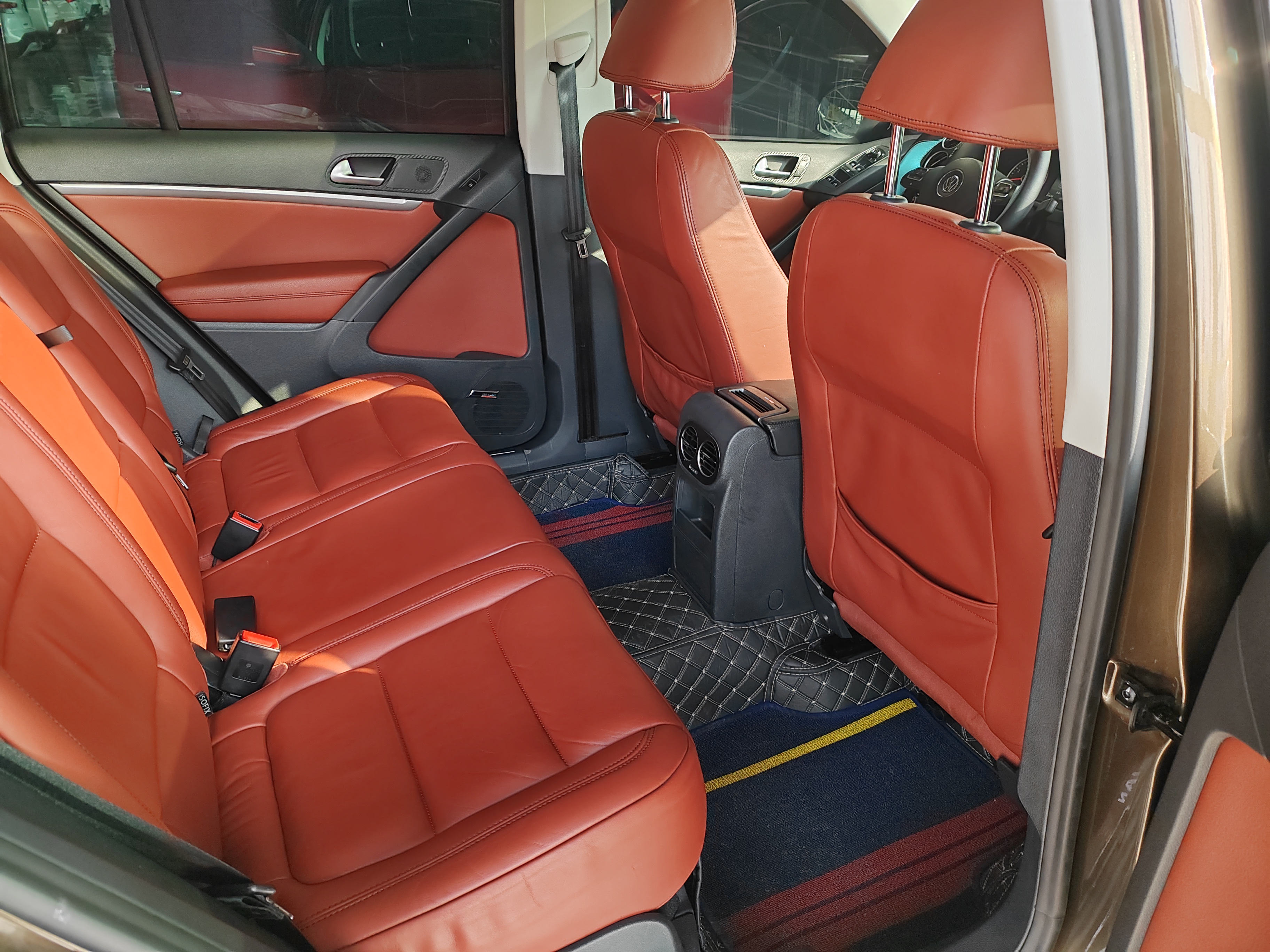 Volkswagen Tiguan 2015 car image #26