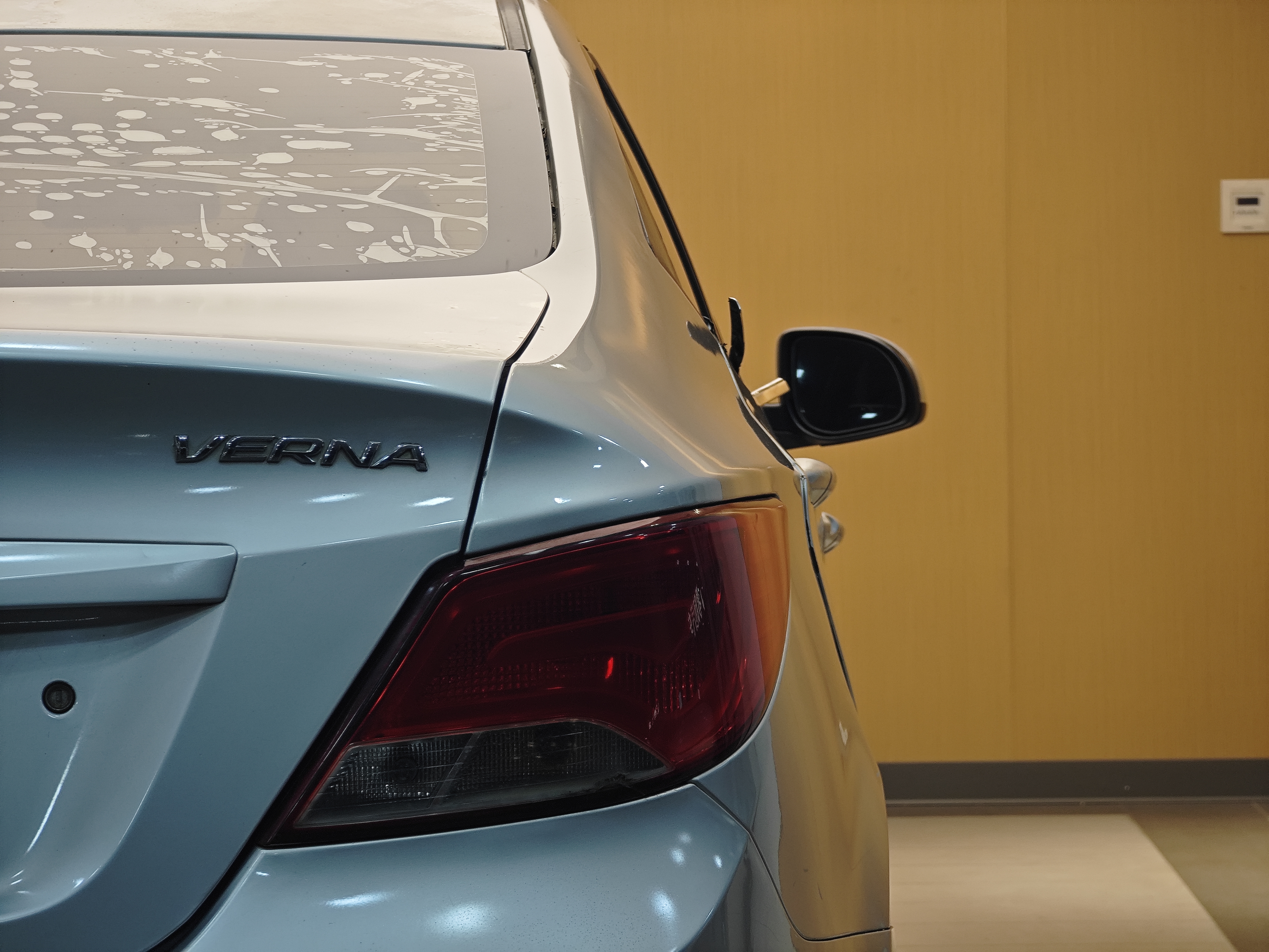 Hyundai Reina 2015 imagem de carro #26