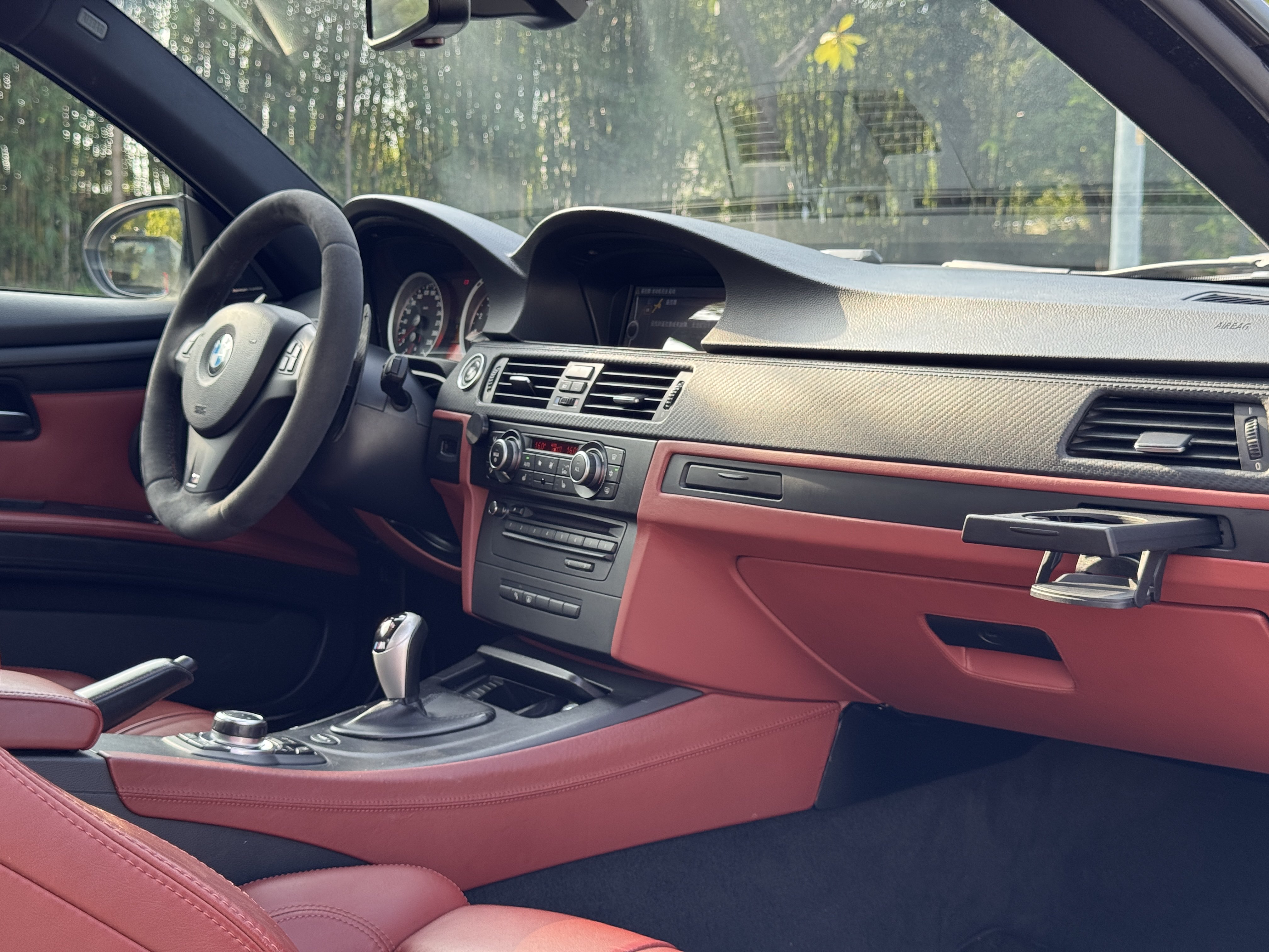 BMW M3 2010 #26 BMW M3 2010 car image #26