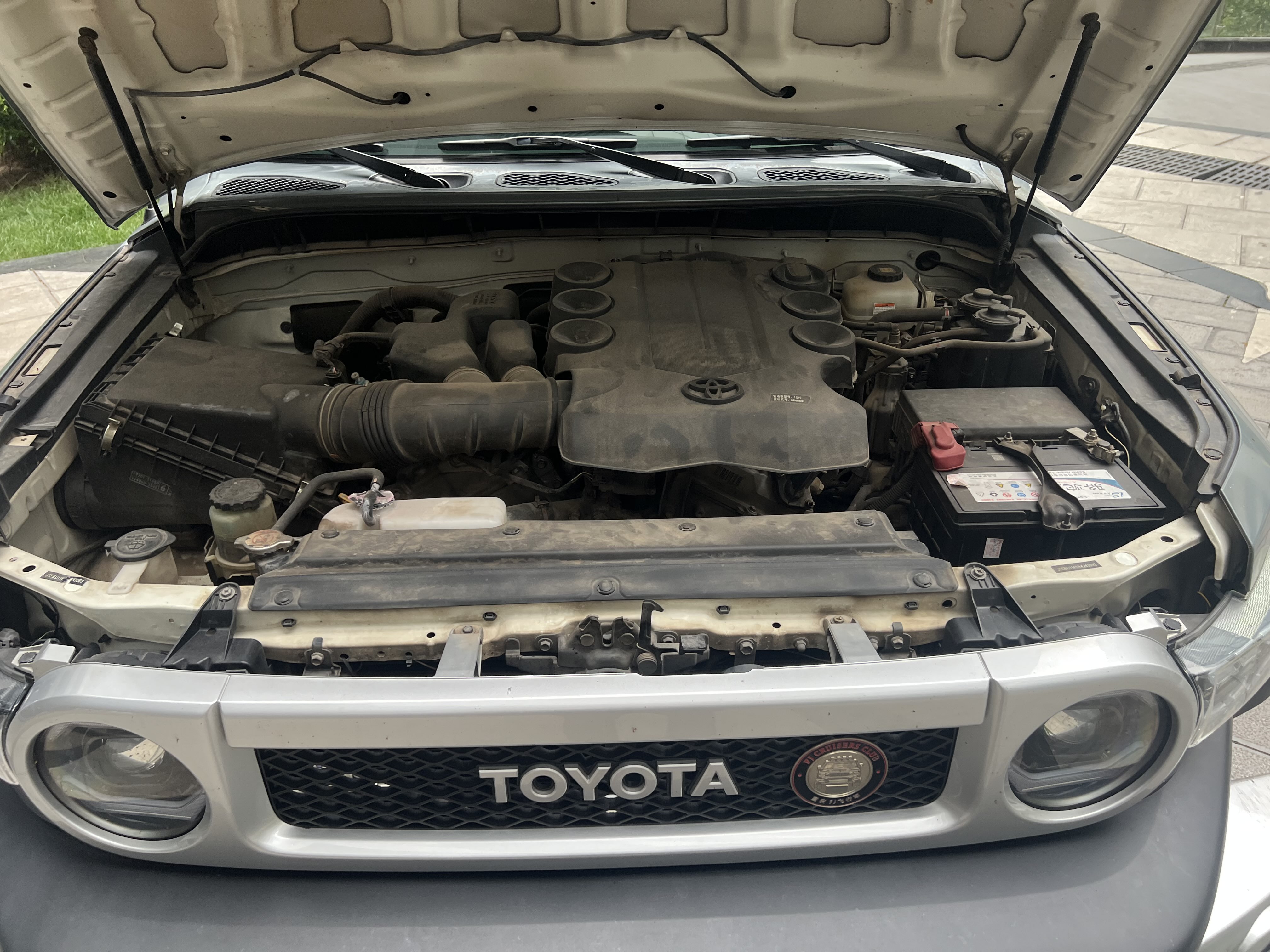 Toyota FJ Cruiser 2018 immagine di auto #26