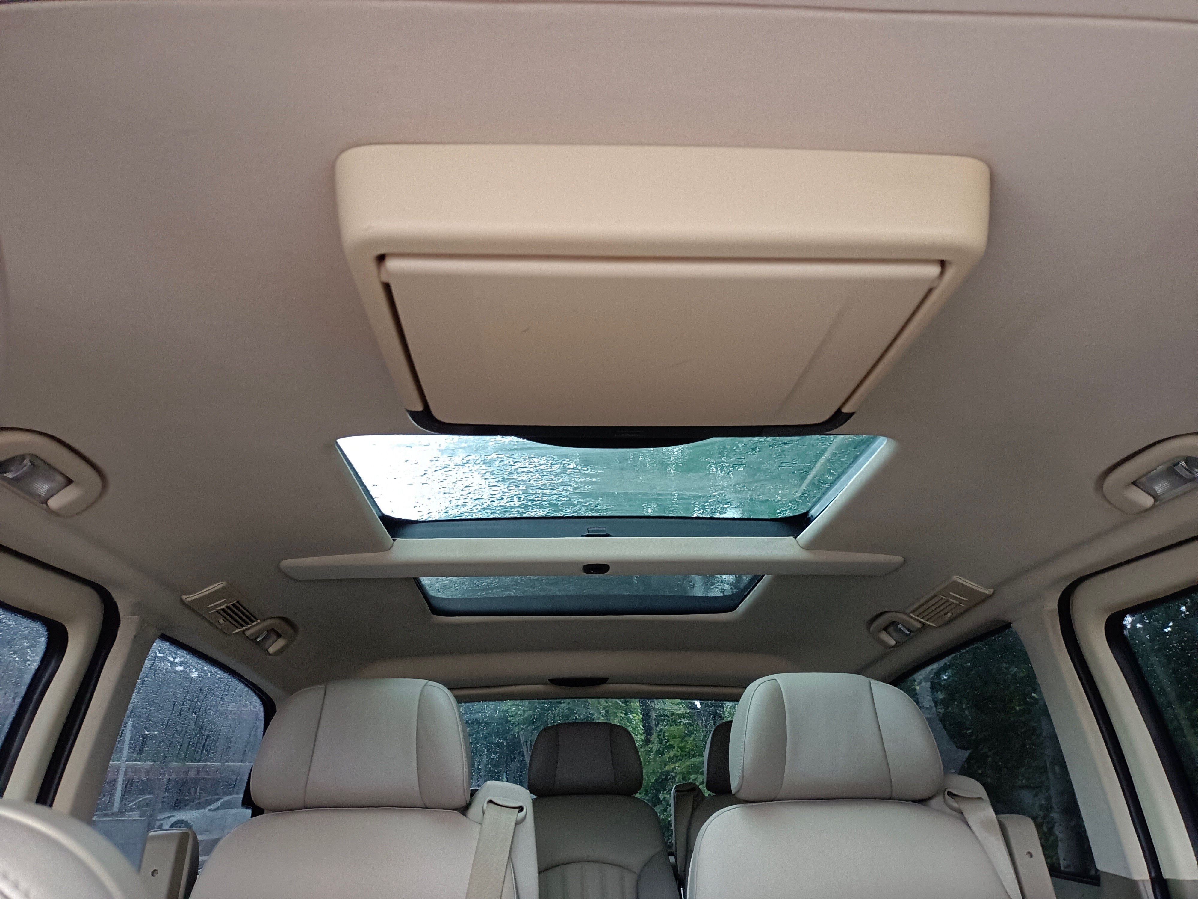 奔驰 唯雅诺 2016 汽车图片 #26