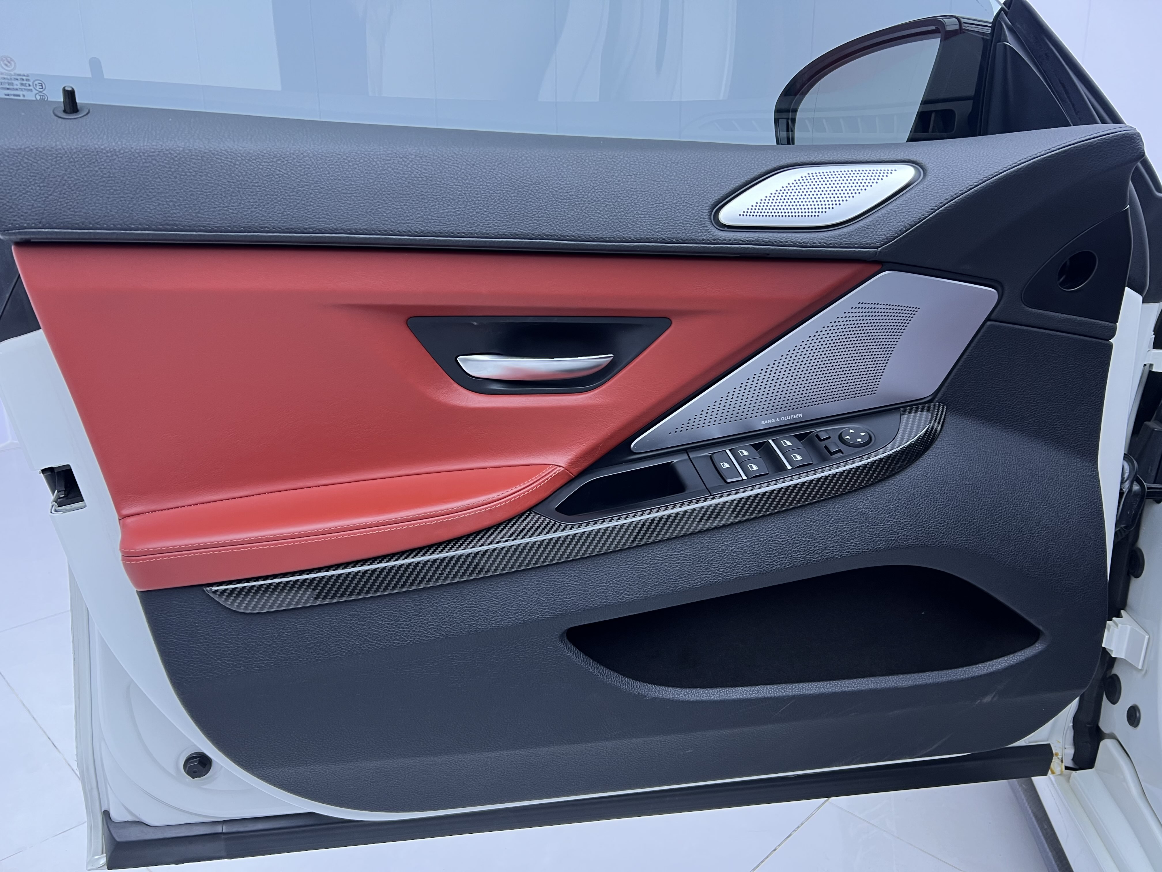 BMW M6 2016 car image #26