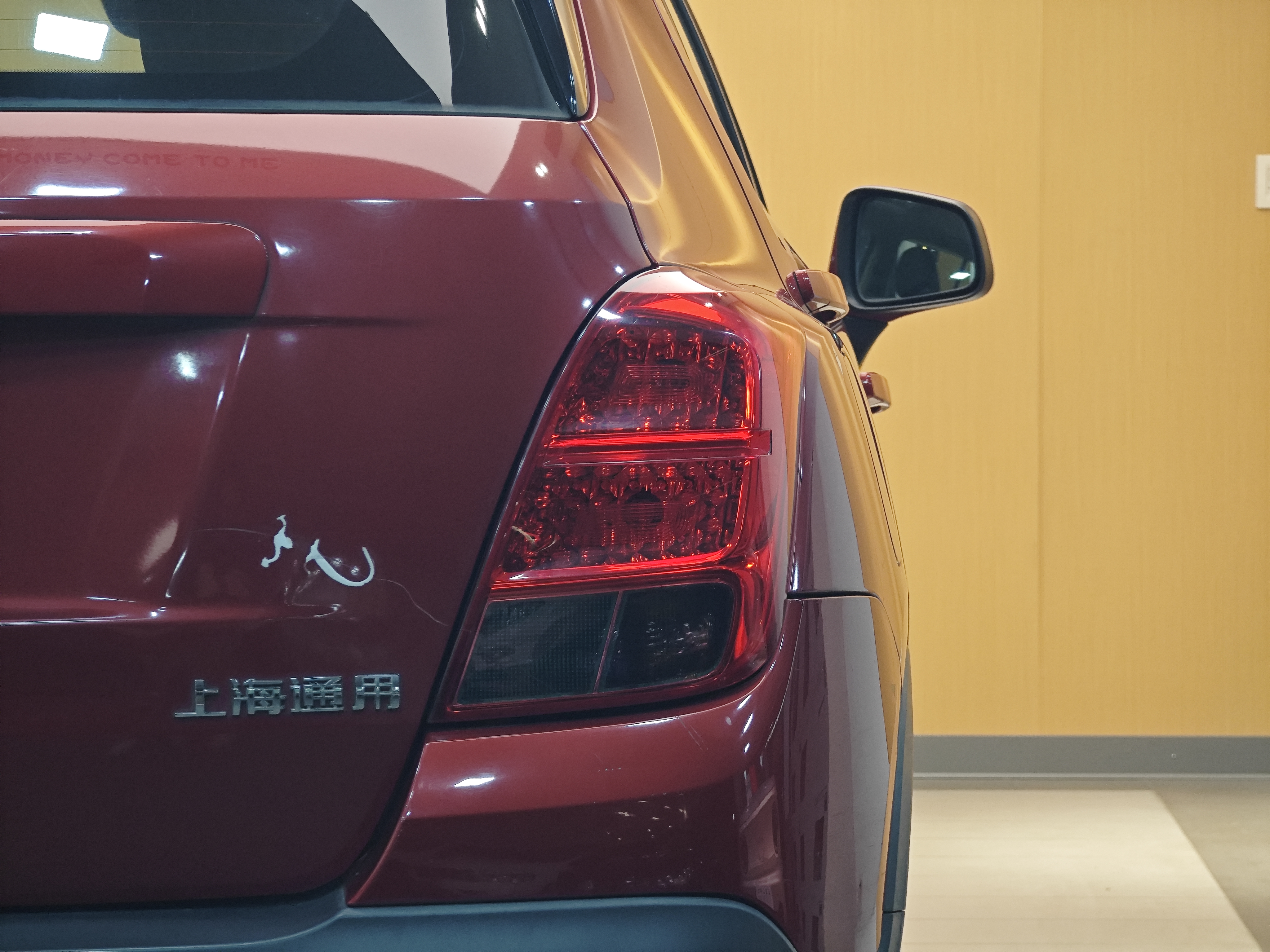 Chevrolet Tracker 2015 صورة سيارة #26