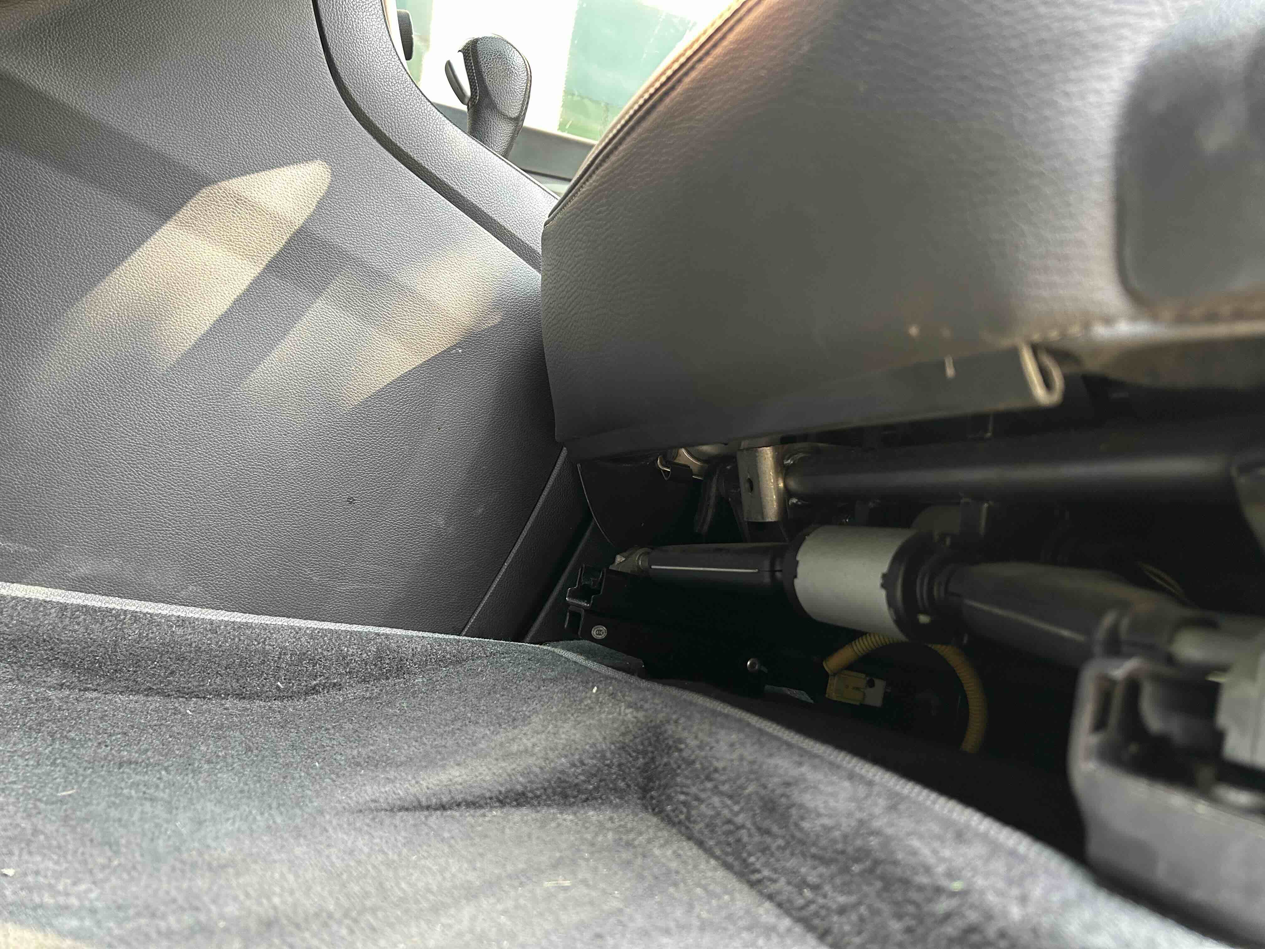 Chevrolet Captiva (Imported) 2011 car image #26