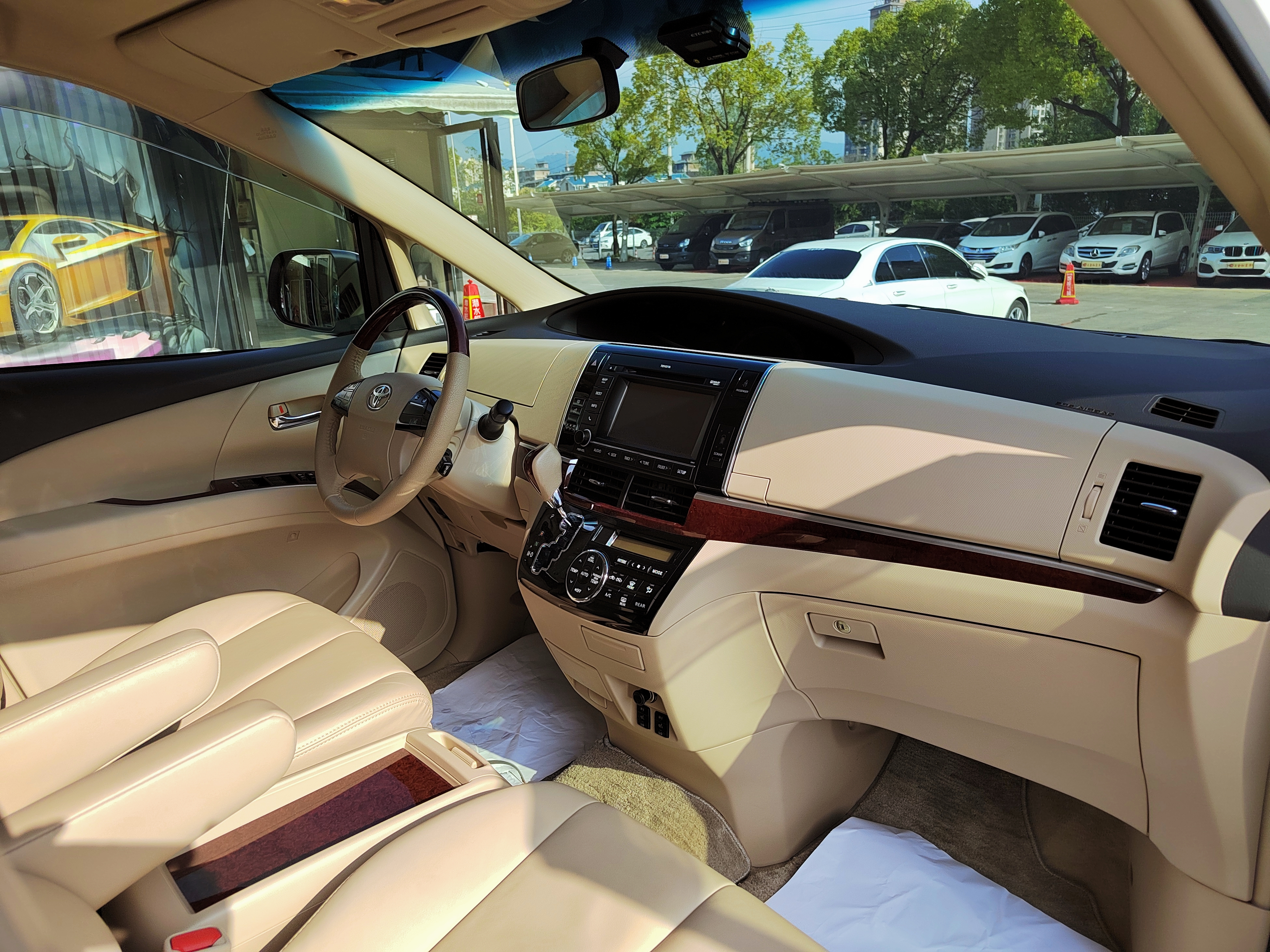 Toyota Previa 2018 car image #26