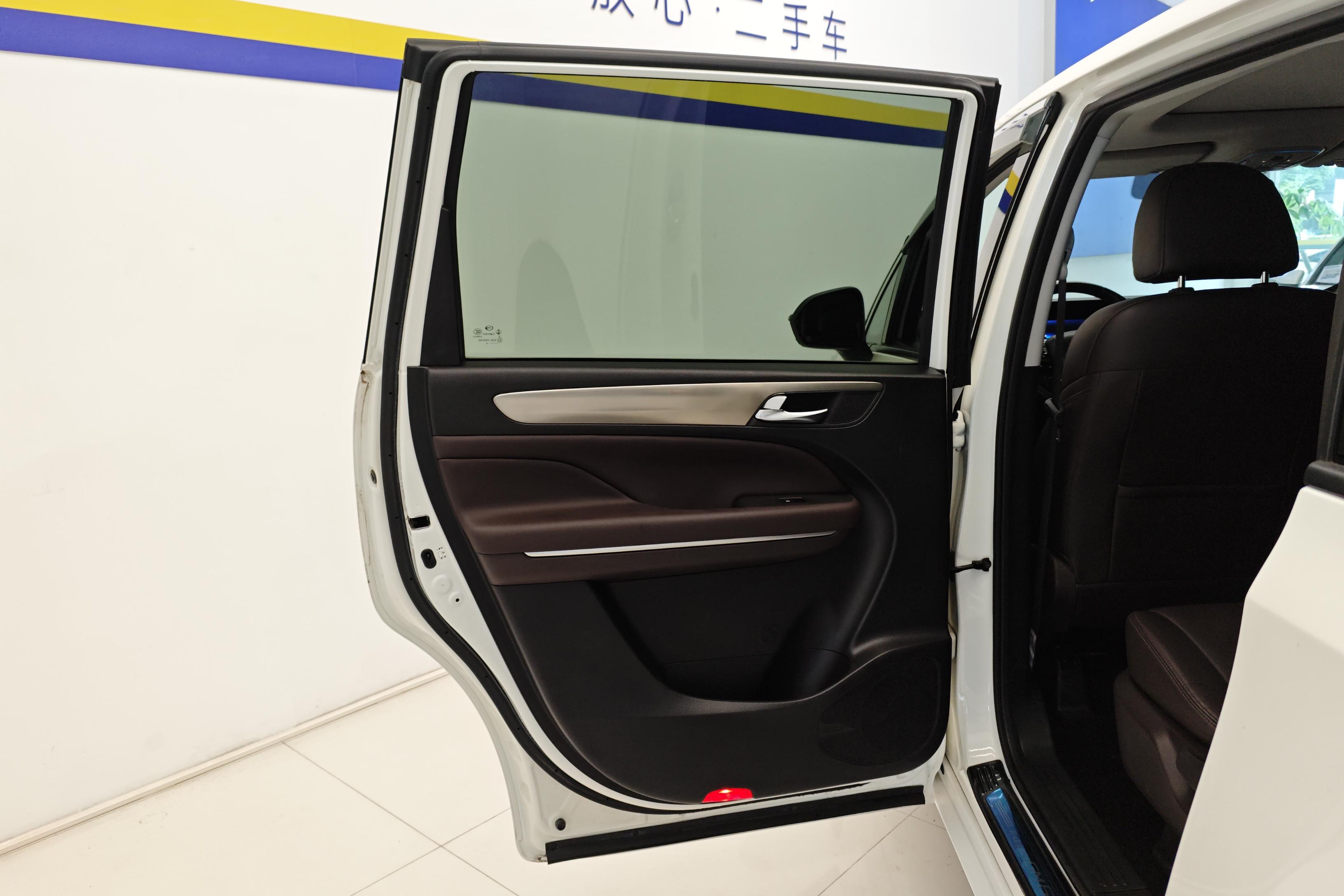 GAC Trumpchi M6 2019 immagine di auto #26