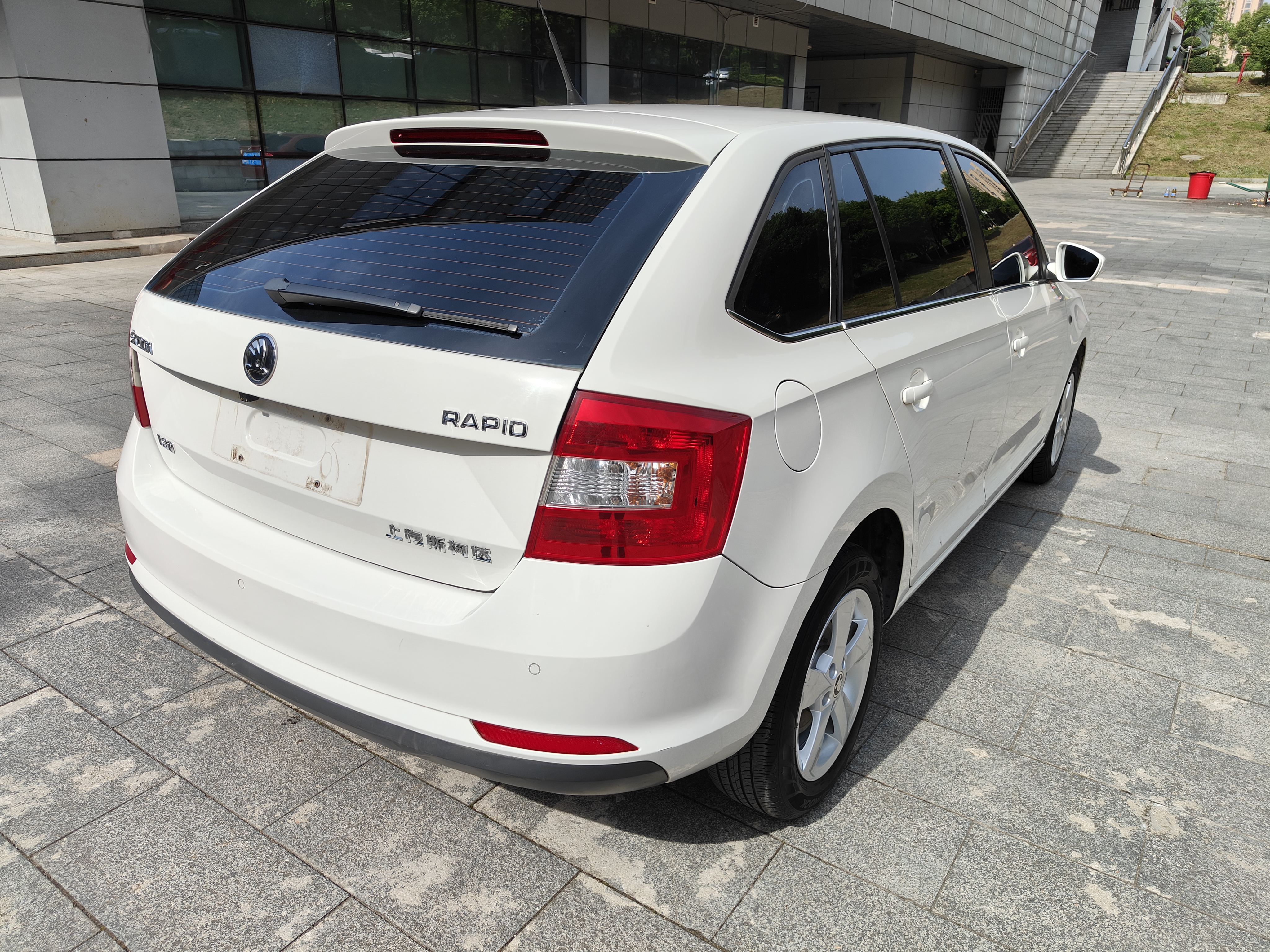 Skoda Rapid Spaceback 2016 immagine di auto #26