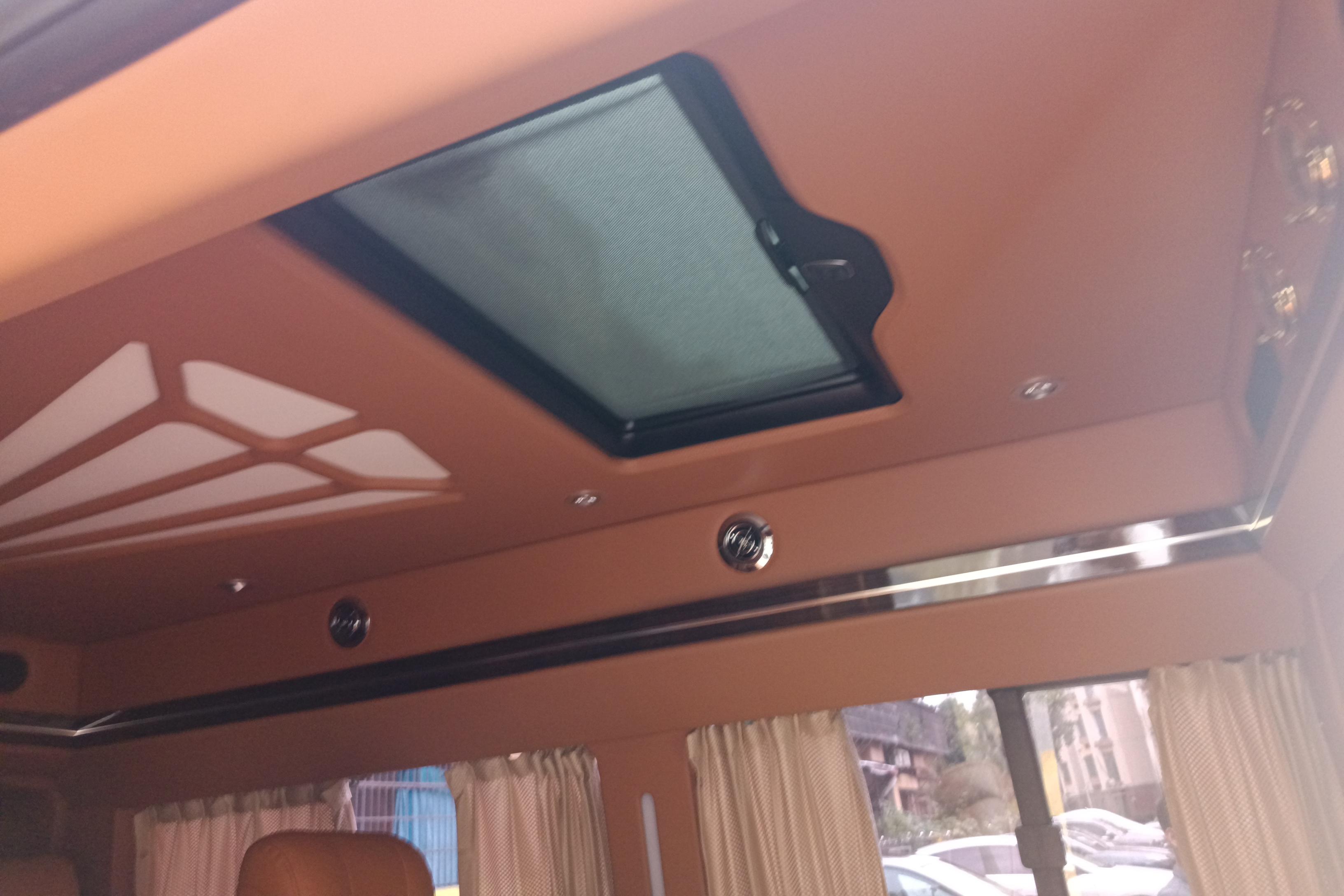 Volkswagen Caravelle 2018 #26 Volkswagen Caravelle 2018 car image #26