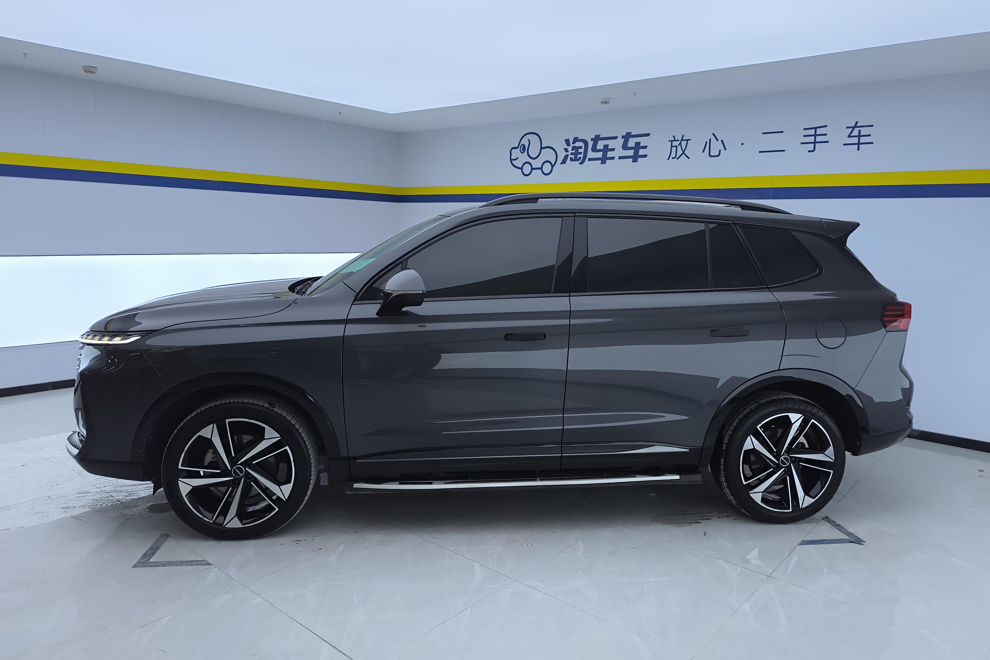 Roewe RX5 MAX 2023 изображение автомобиля #26