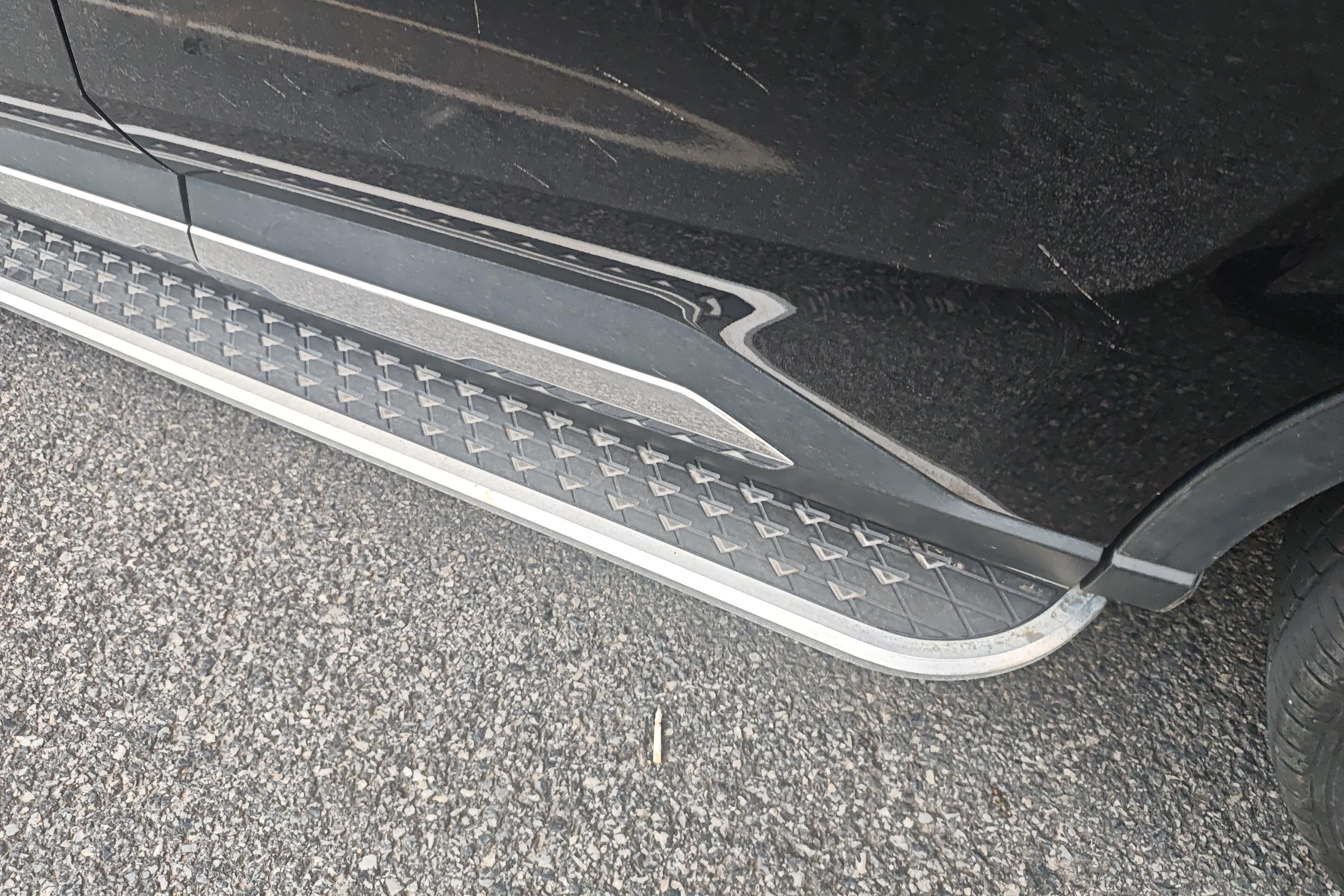 Ford Equator 2021 car image #26