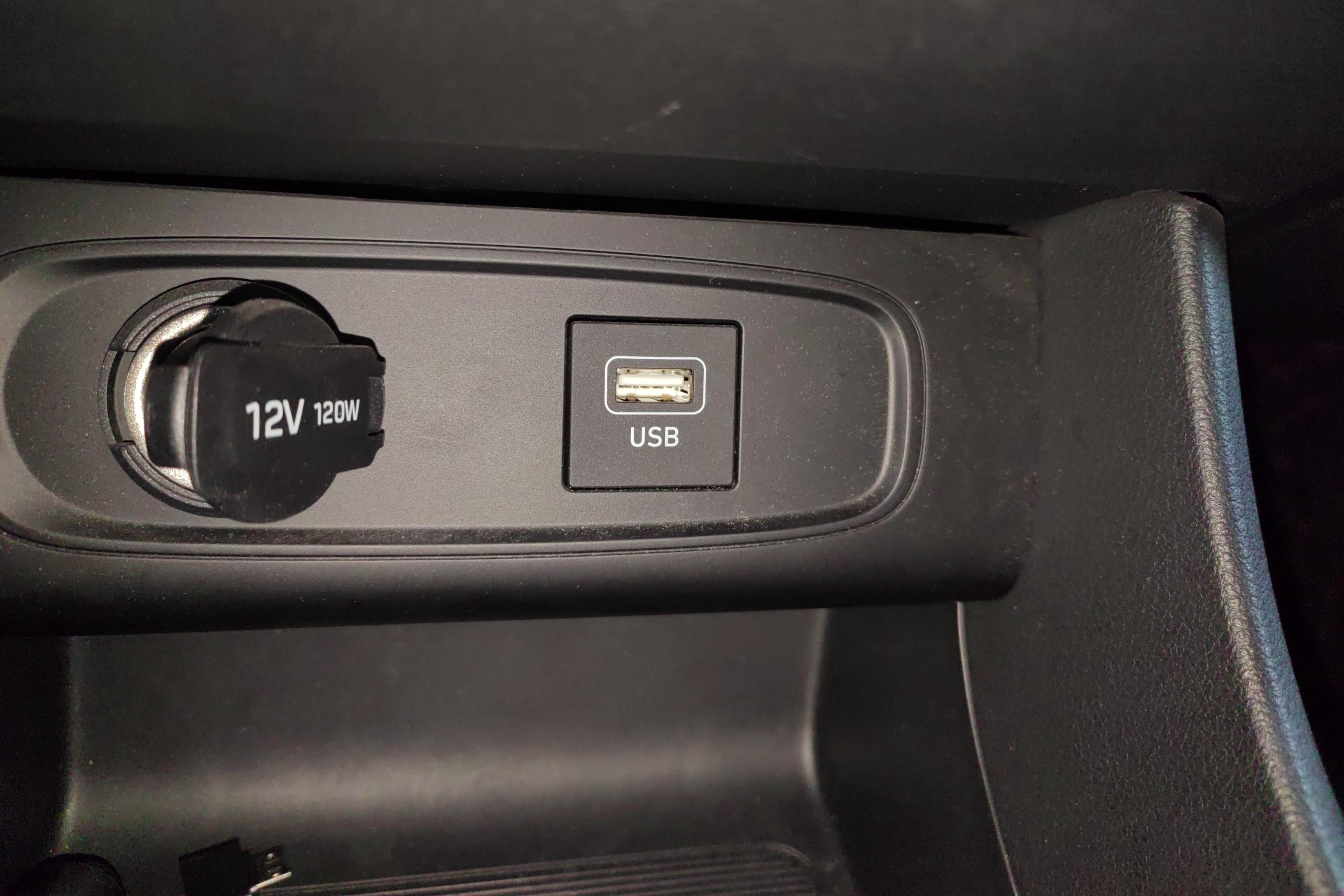 Hyundai Elantra HD 2022 #26 Hyundai Elantra HD 2022 car image #26