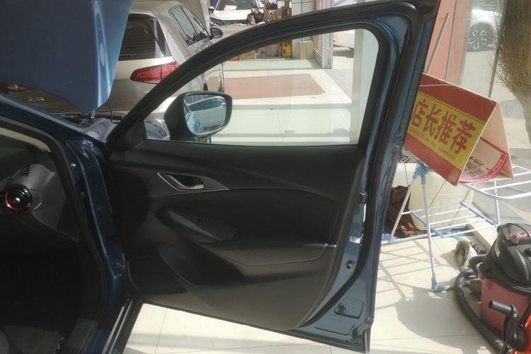 Mazda CX-3 2019 car image #26