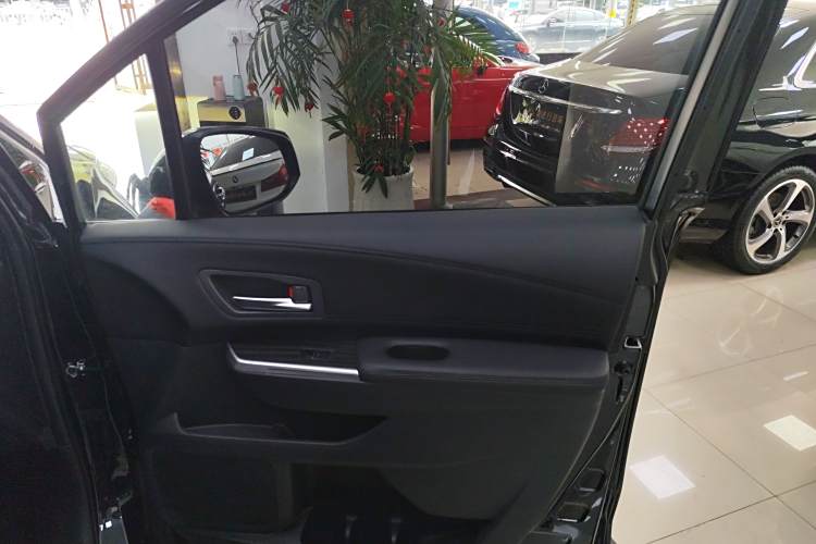 Toyota Sienna 2022 #26 Toyota Sienna 2022 car image #26