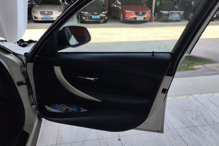 BMW 3 Series (Imported) 2016 #26 BMW 3 Series (Imported) 2016 imagen de coche #26