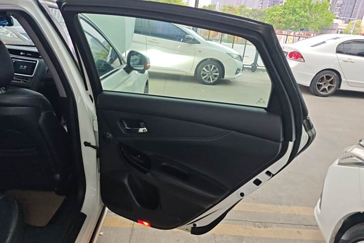 Honda Spirior 2017 #26 Honda Spirior 2017 car image #26