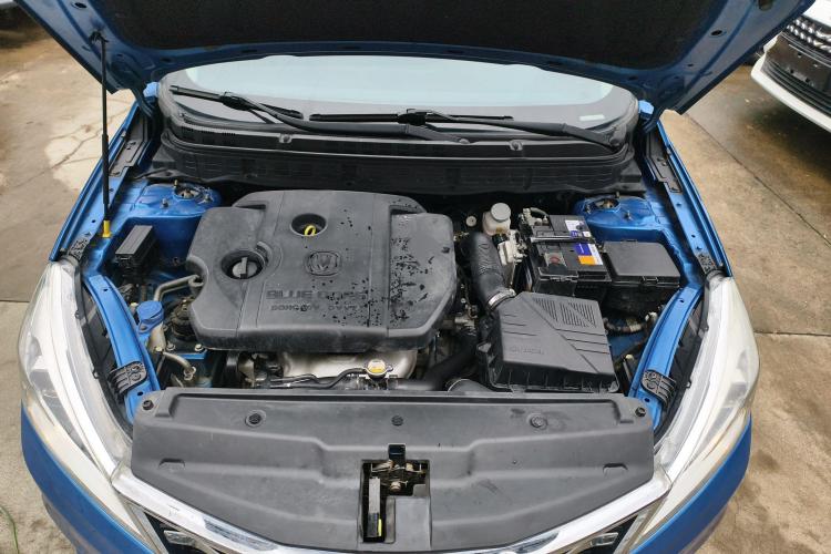 Changan Eado DT 2018 car image #26