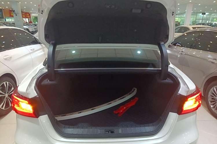 日产 西玛 2018 汽车图片 #26