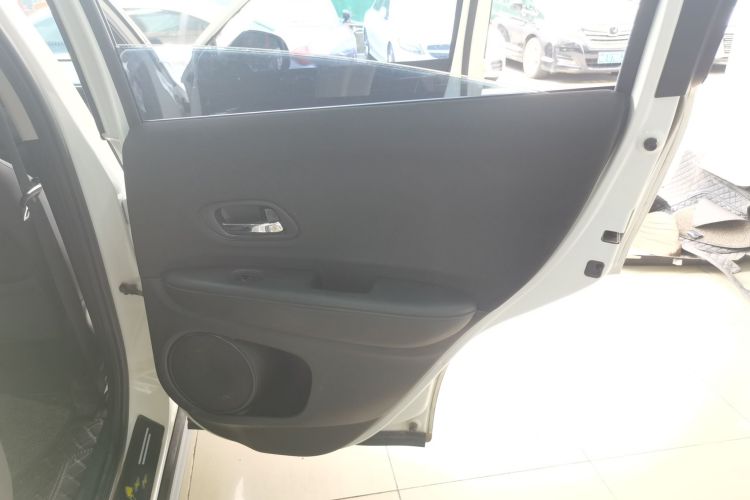 Honda VEZEL 2021 car image #26