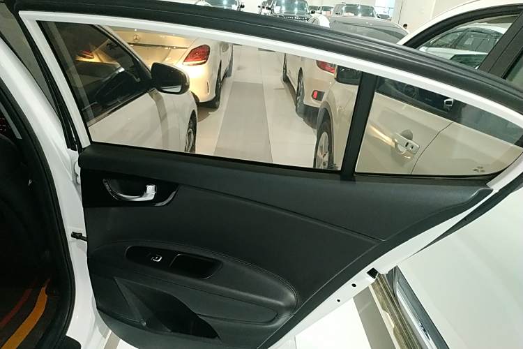 起亚 凯绅 2018 汽车图片 #26