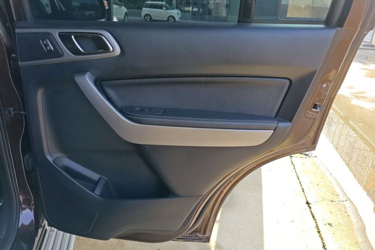 Ford Everest 2018 #26 Ford Everest 2018 car image #26