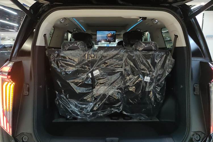 GAC Trumpchi Xiangwang M8 2025 car image #26