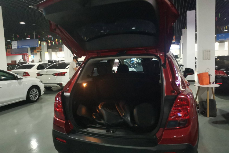 Chevrolet Tracker 2016 car image #26