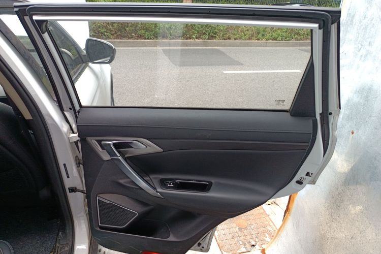 GEELY Boyue 2018 #26 GEELY Boyue 2018 immagine di auto #26