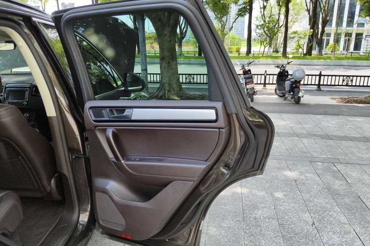 Volkswagen Touareg 2017 #26 Volkswagen Touareg 2017 car image #26