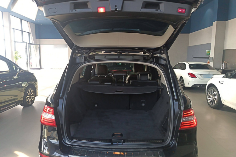 Mercedes-Benz M Class 2015 #26 Mercedes-Benz M Class 2015 car image #26