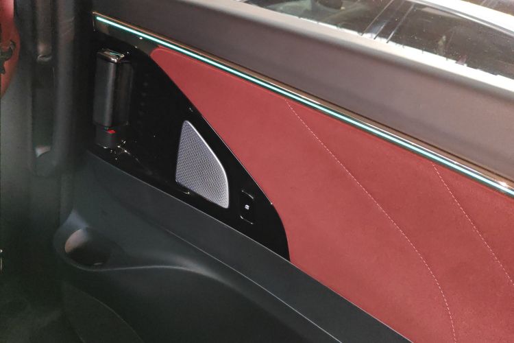 GAC Trumpchi E9 2025 #26 GAC Trumpchi E9 2025 car image #26