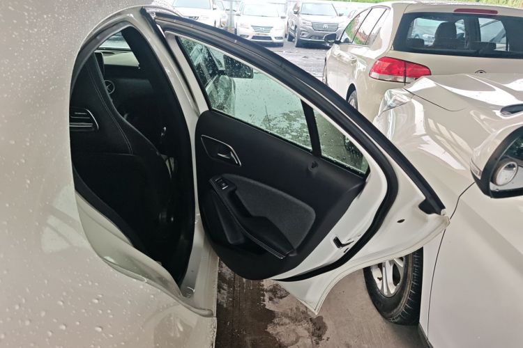 Mercedes-Benz A Class (Imported) 2016 car image #26