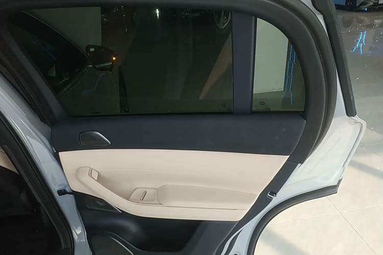 蔚来 蔚来EC7 2024 汽车图片 #26