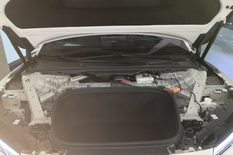 NIO ET9 2024 imagen de coche #26