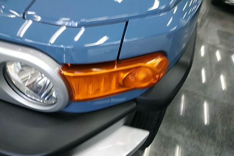 Toyota FJ Cruiser 2018 car image #26