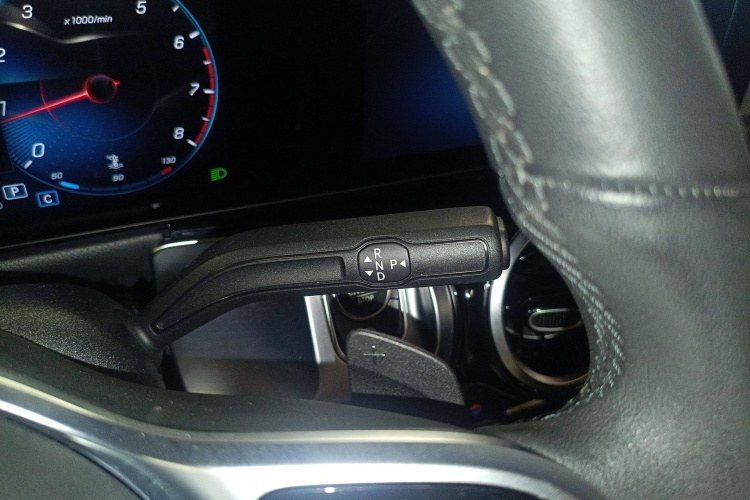 Mercedes-Benz GLB Class 2022 #26 Mercedes-Benz GLB Class 2022 car image #26