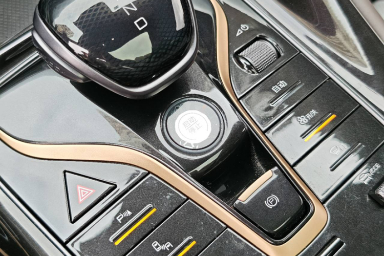 BYD Frigate 07 2023 #26 BYD Frigate 07 2023 car image #26