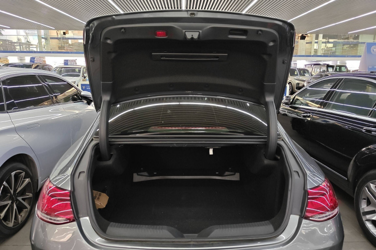 Mercedes-Benz CLS Class 2021 car image #26