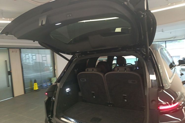 Li L8 2022 изображение автомобиля #26