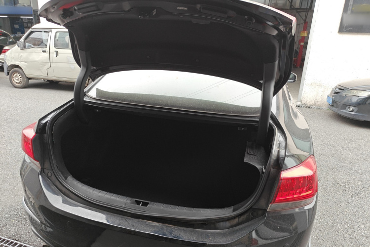 Honda Spirior 2016 immagine di auto #26