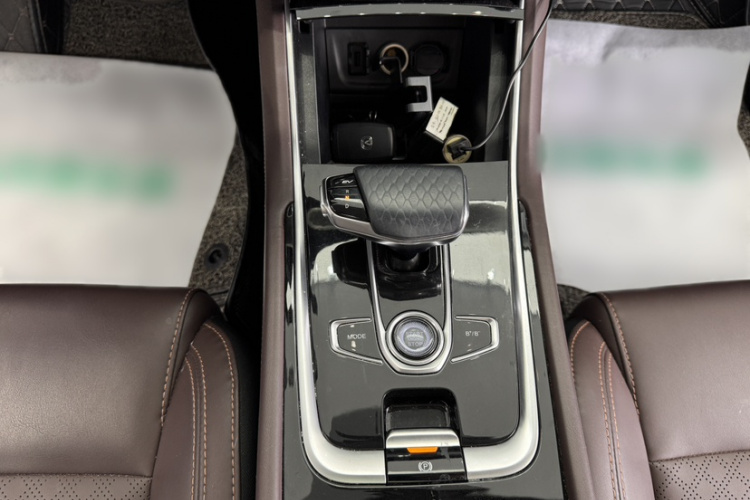 Changan Eado EV 2019 image de voiture #26