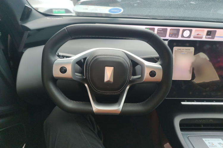 Avatr 12 2024 car image #26