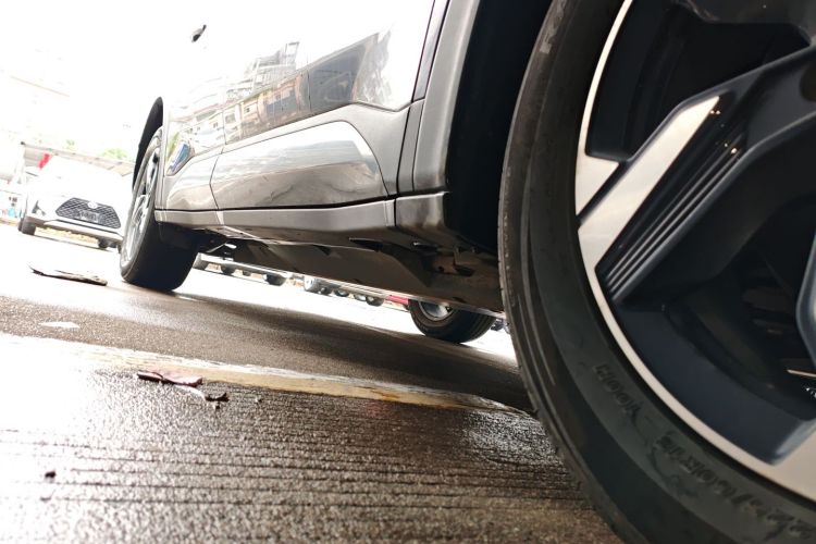 哪吒汽车 哪吒X 2023 汽车图片 #26