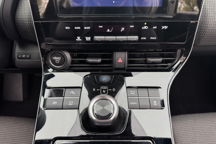 Toyota Bozhi 4X 2024 #26 Toyota Bozhi 4X 2024 car image #26