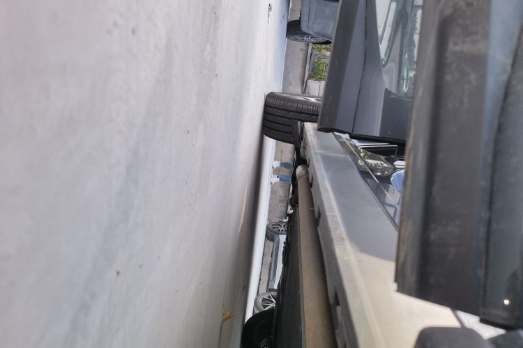 BYD Tang L 2025 #26 BYD Tang L 2025 car image #26