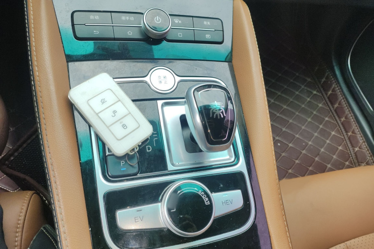 BYD Qin New Energy 2018 car image #26