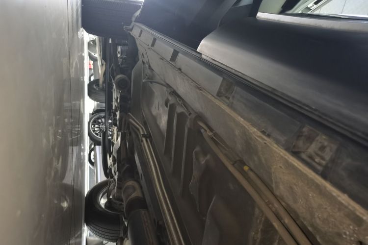 Ford Explorer (Imported) 2018 car image #26