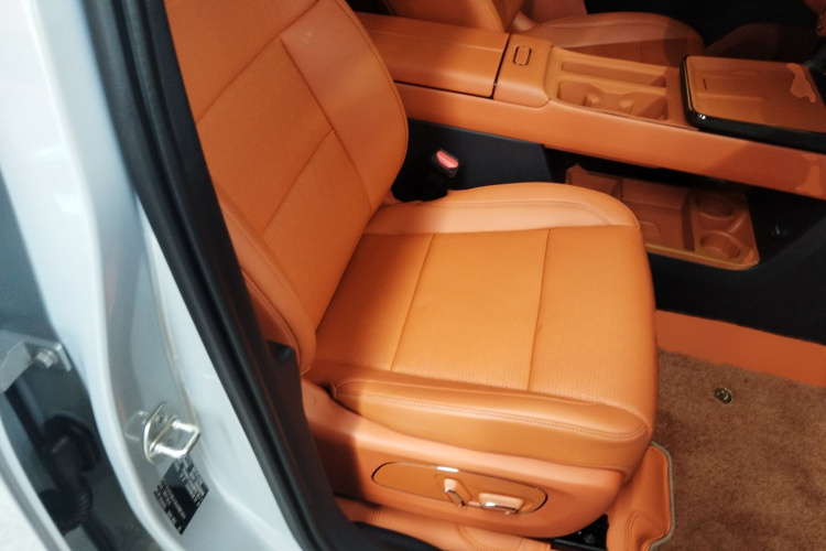 Toyota Bozhi 3X 2025 immagine di auto #26